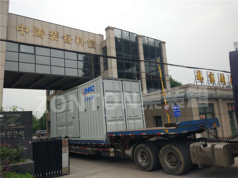 ����偠t��